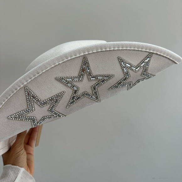 Star embellished ivory cowboy hat - Picture 4 of 5